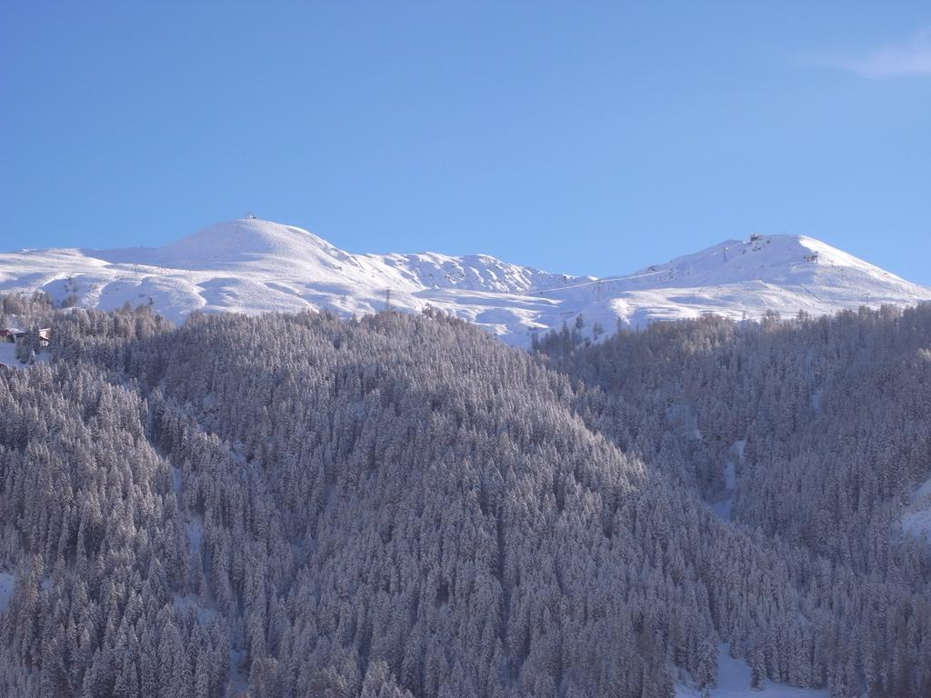 Chalet-Hotel Larix Давос Екстериор снимка